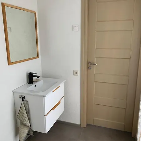 Maeekalda Garden With Private Sauna