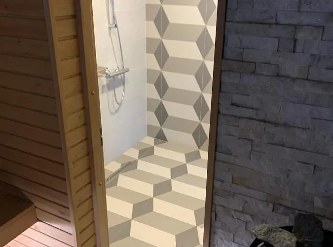 Maeekalda Garden With Private Sauna Pensjonat