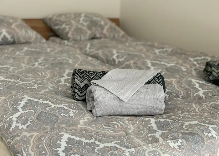 Maeekalda Garden With Private Sauna Pensjonat *