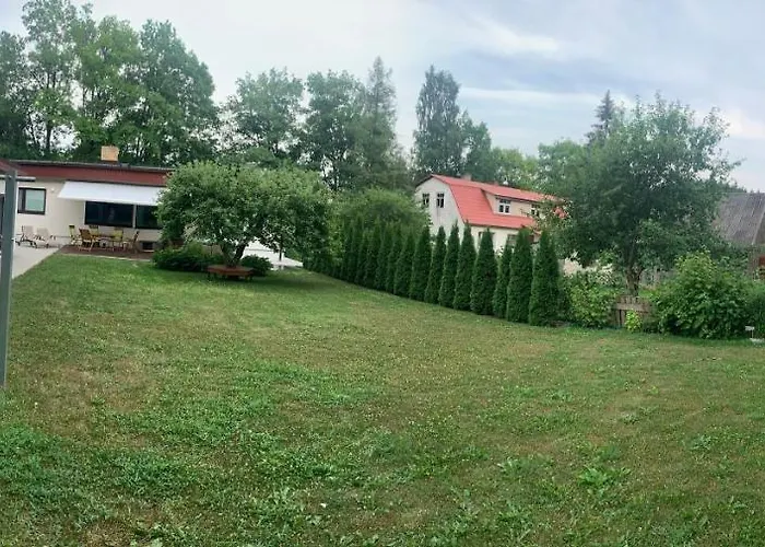 Maeekalda Garden With Private Sauna Pensjonat *
